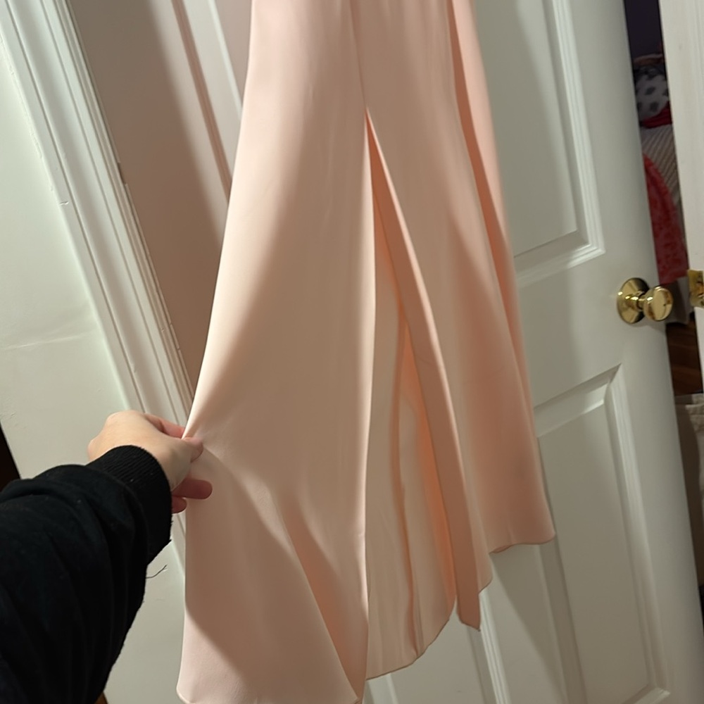 Babaton Hamptons dress soft blush pink - Picture 2 of 8